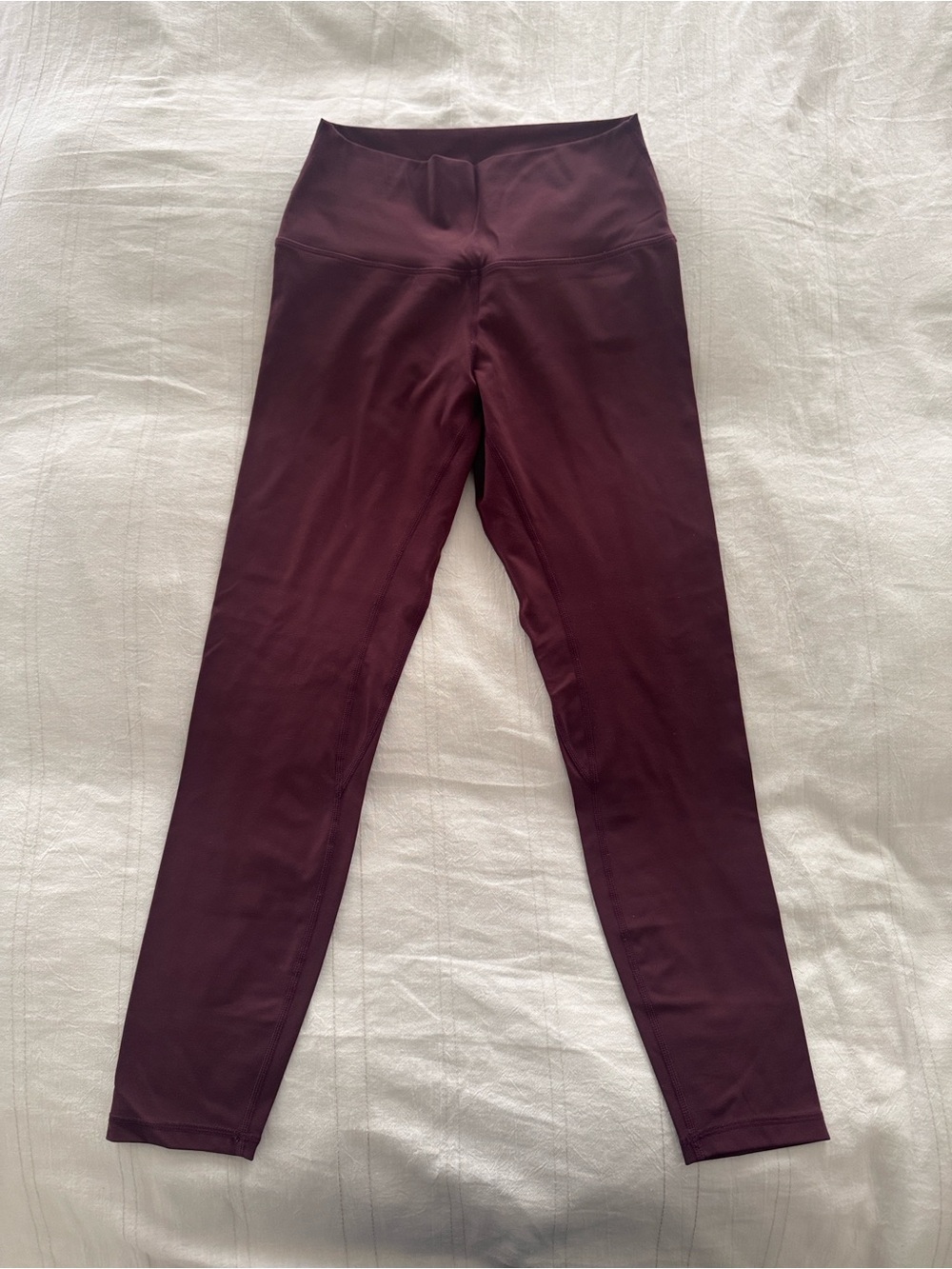 LuluLemon Bundle! Shorts, Leggings, & Scarf - Picture 3 of 7